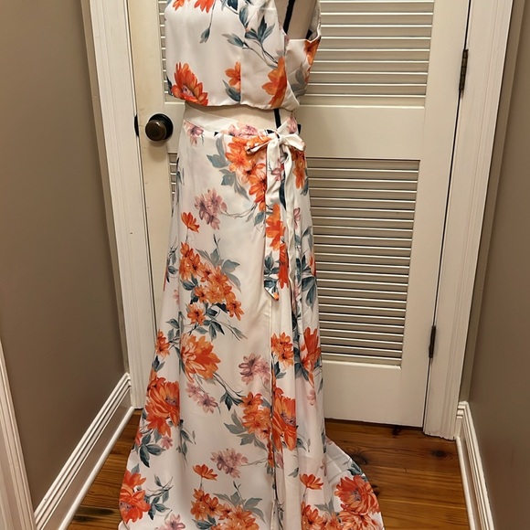 Lulus Bloom With a View White Floral Print Two-Piece Maxi Dress in White Floral - Picture 12 of 17